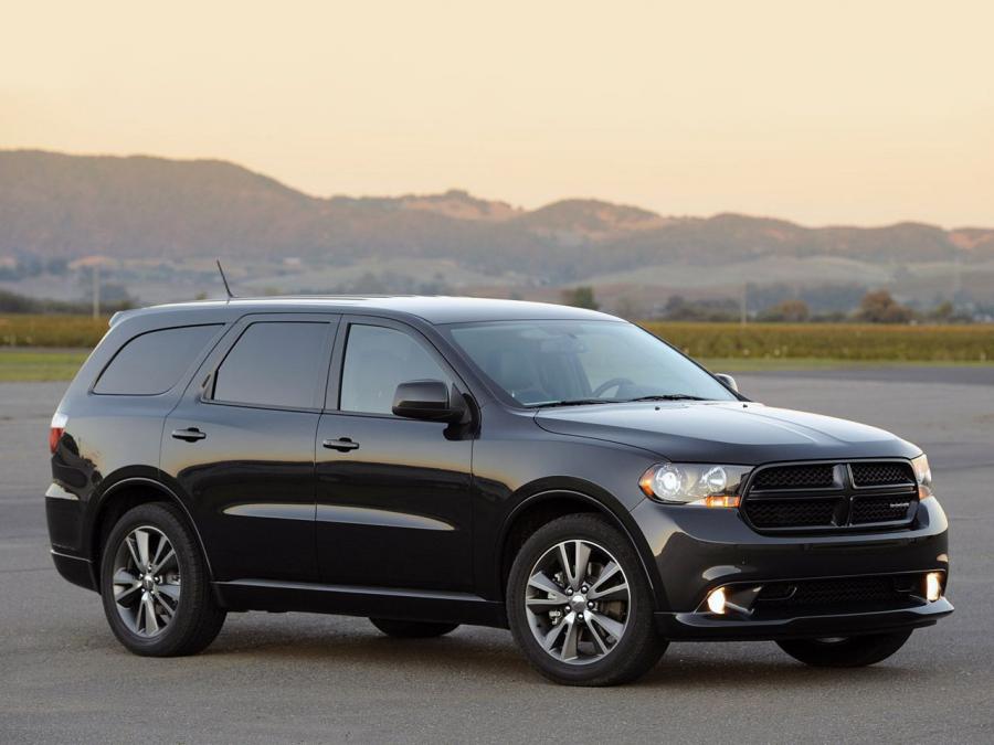  Dodge Durango R/T 2011 года  (фото 2 из 54)